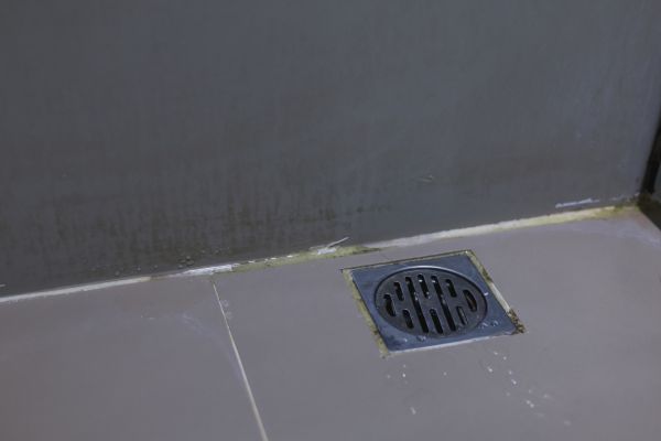 Cost of Bathroom Drain Installation in Knoxville