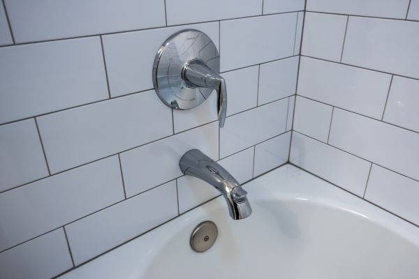 Tub Spout Replacement in Knoxville